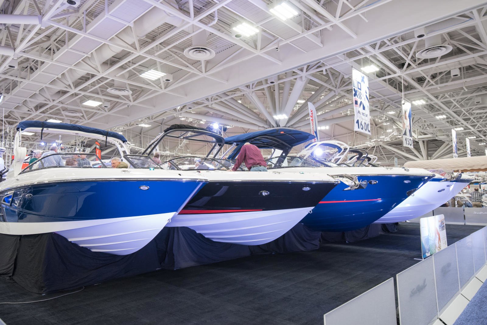 Video/Photo Gallery Minneapolis Boat Show